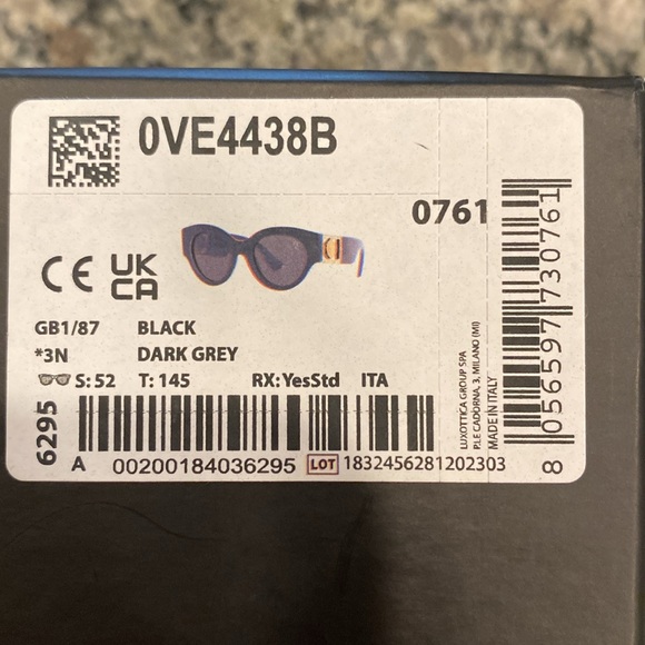 Authentic Versace Sunglasses New - Picture 11 of 11